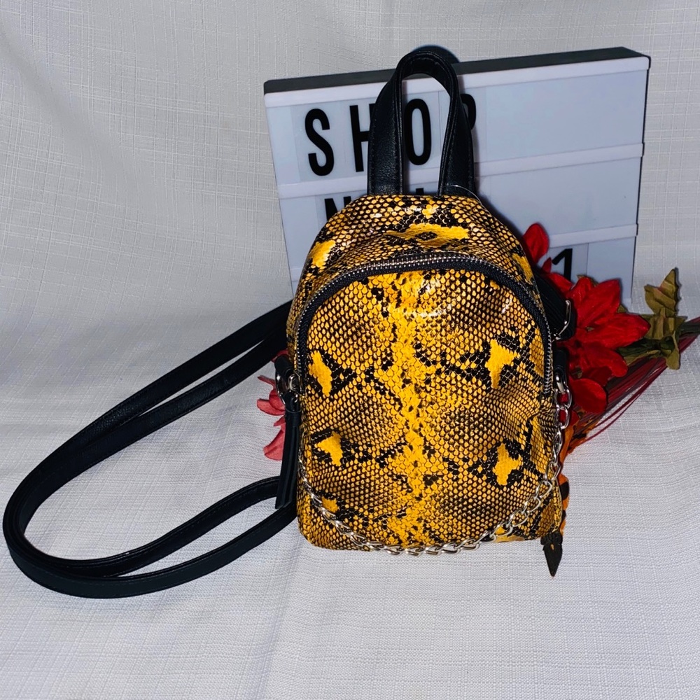 NWT mini yellow and black snake print backpack 8”